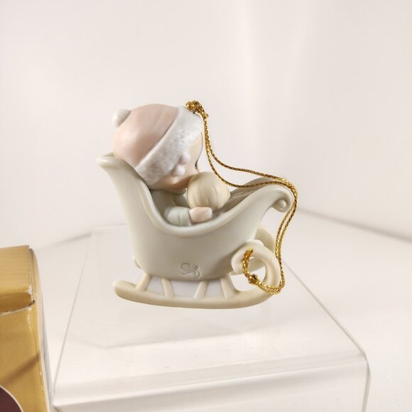Precious Moments 1988 Baby’s First Christmas Bear Sleigh Ornament Enesco 115282 - Picture 4 of 9